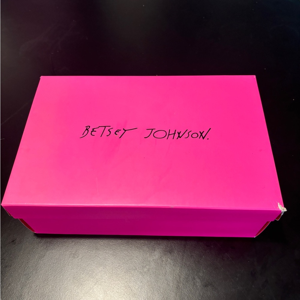 Never worn Betsey Johnson Lylly black polka dot heels. - Picture 4 of 7